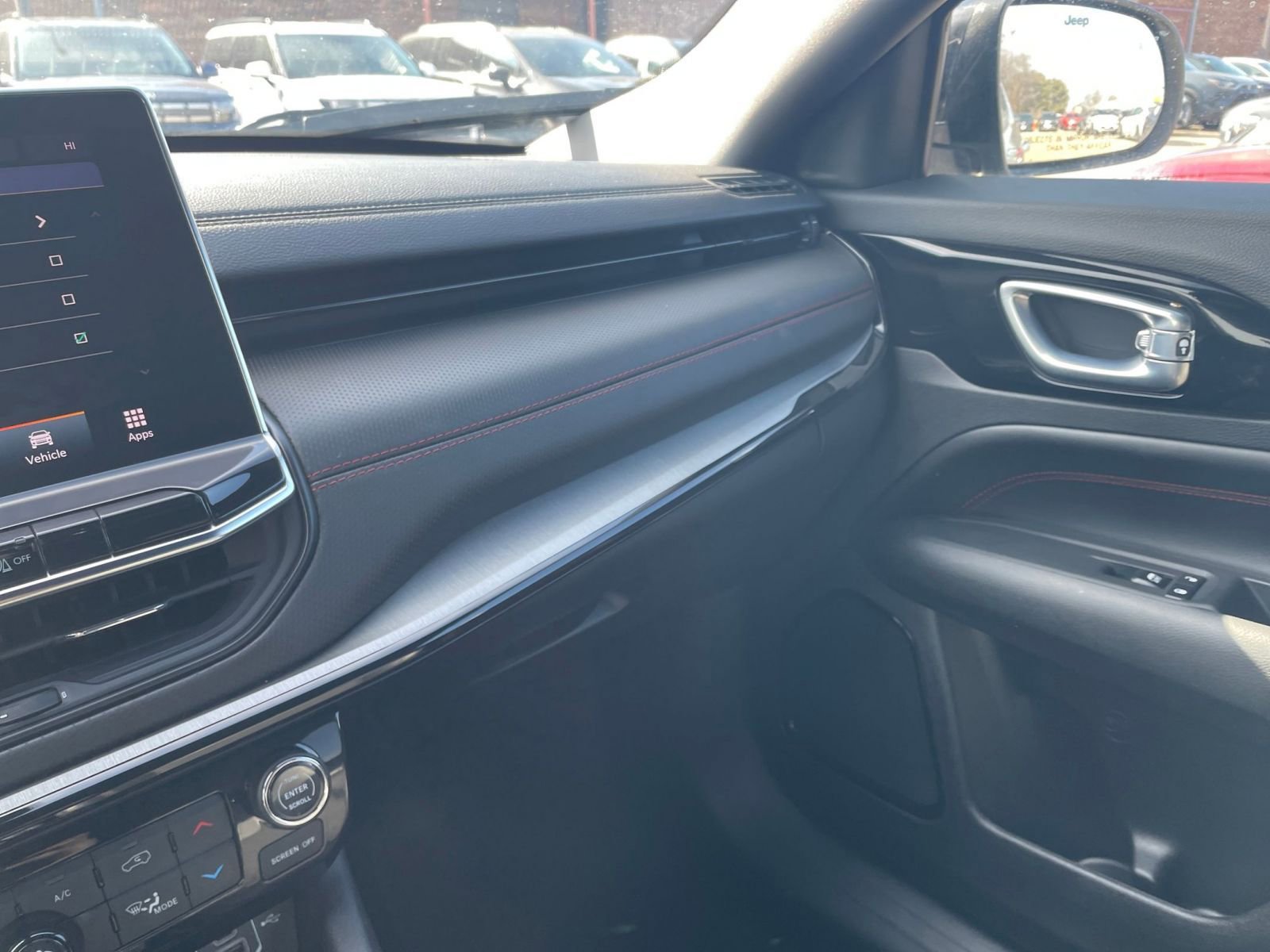 Thumbnail: 2025 Jeep Compass - 35