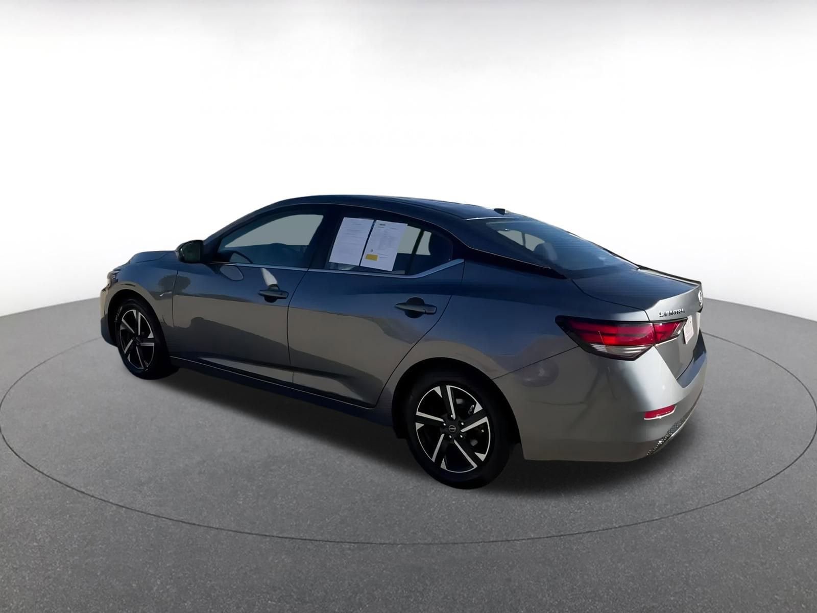 Thumbnail: 2024 Nissan Sentra - 10