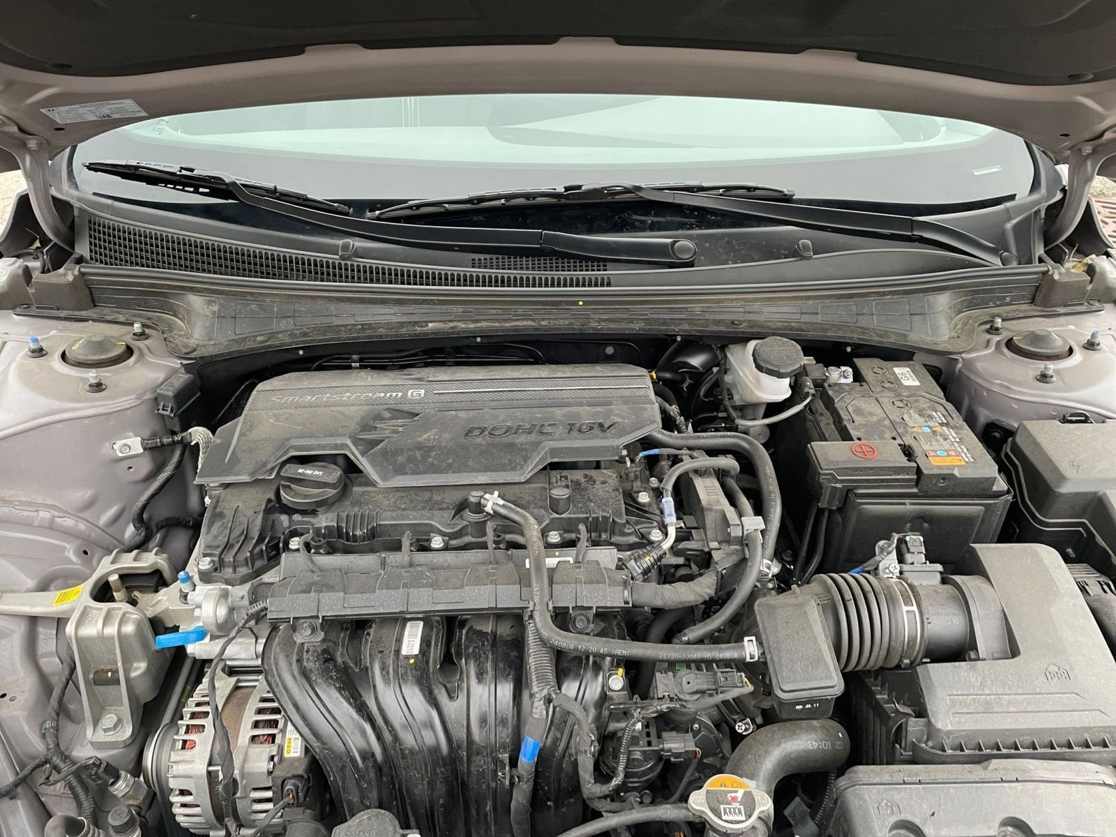 Thumbnail: 2025 Hyundai Elantra - 32