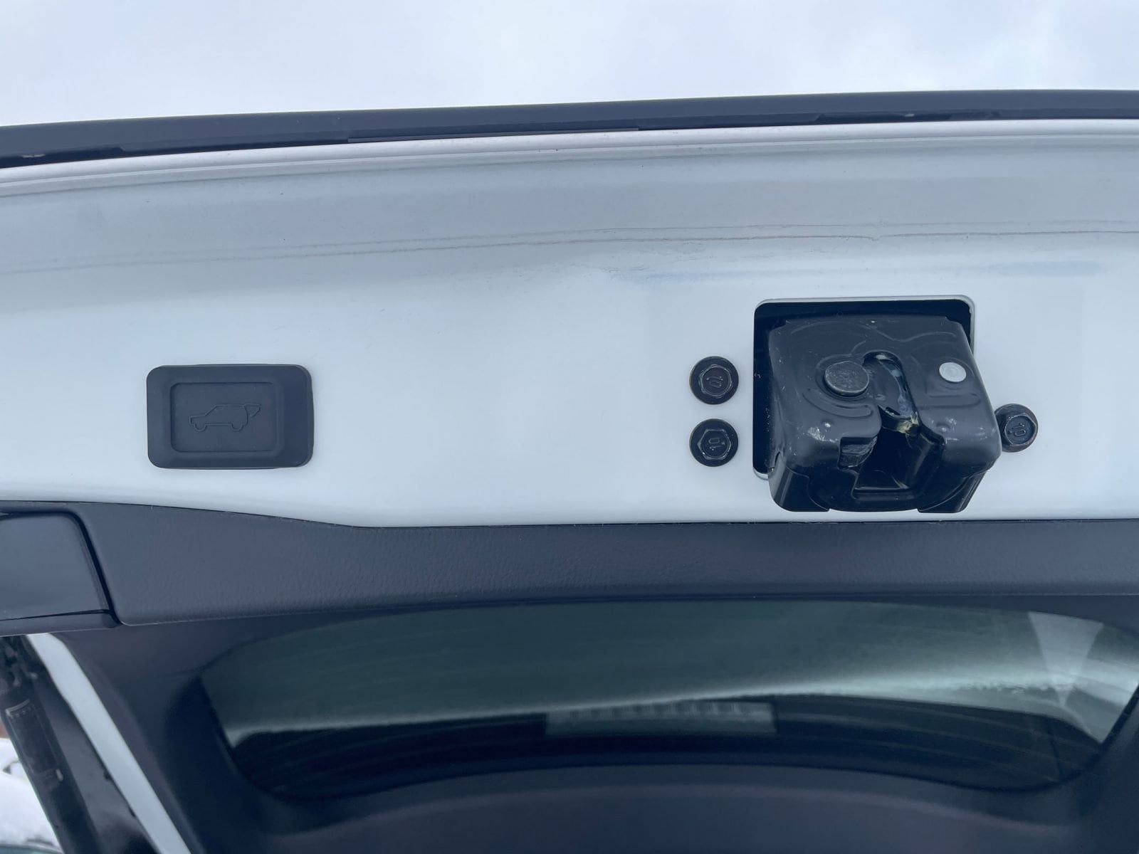 Thumbnail: 2025 Toyota RAV4 - 22