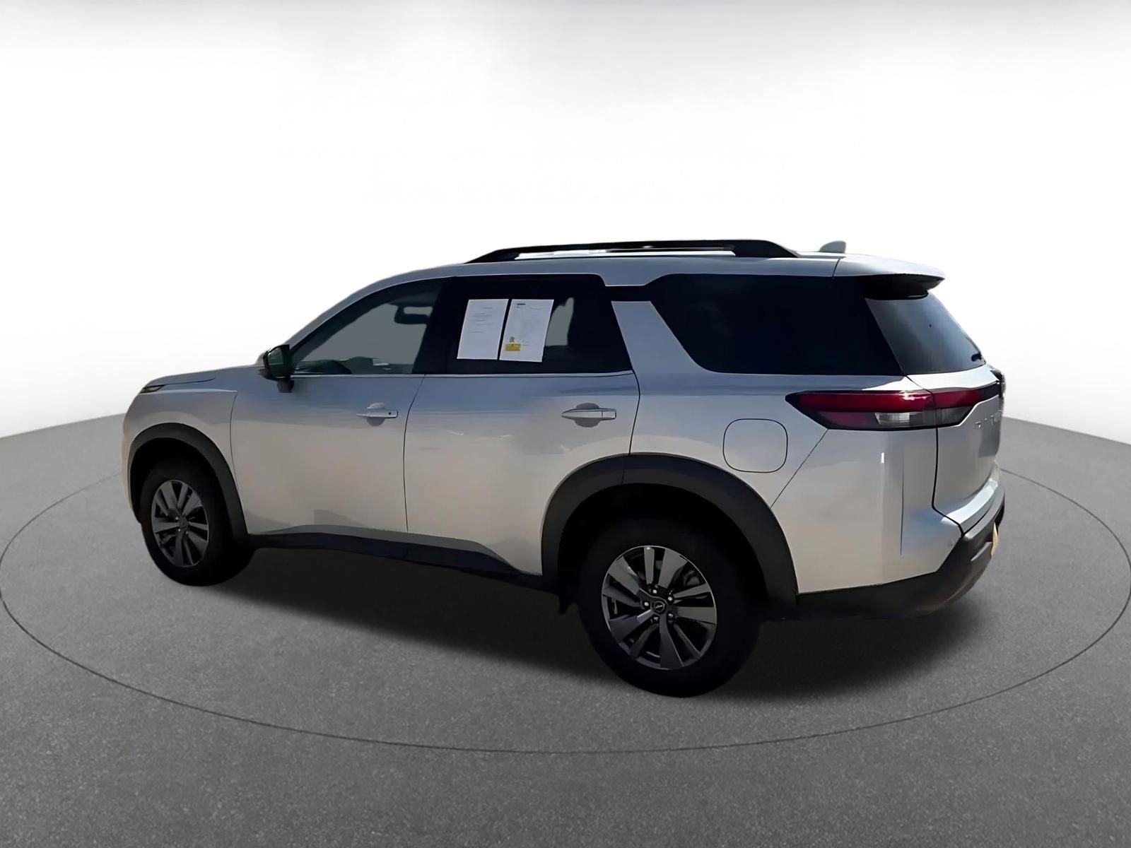 Thumbnail: 2025 Nissan Pathfinder - 10