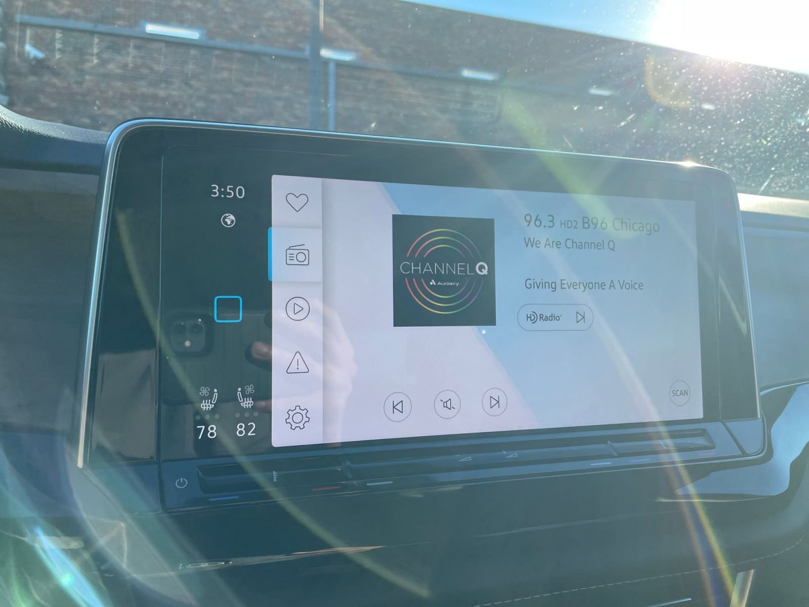 Thumbnail: 2025 Volkswagen Atlas - 21