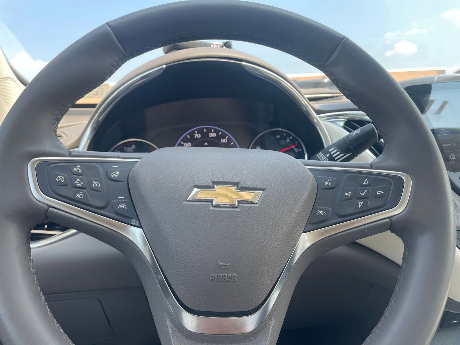 Thumbnail: 2024 Chevrolet Malibu - 28