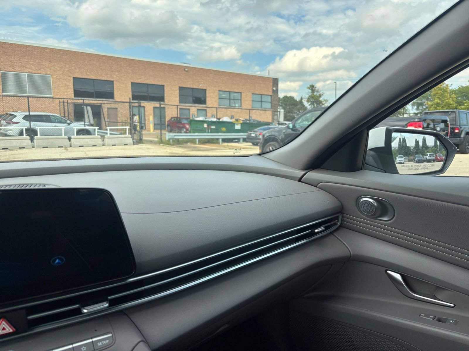 Thumbnail: 2025 Hyundai Elantra - 33