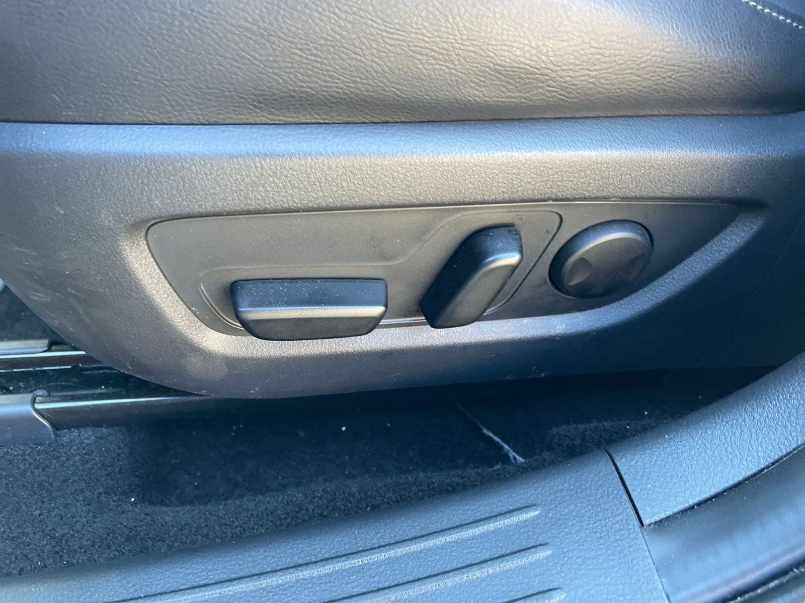 Thumbnail: 2025 Mazda CX-50 - 22