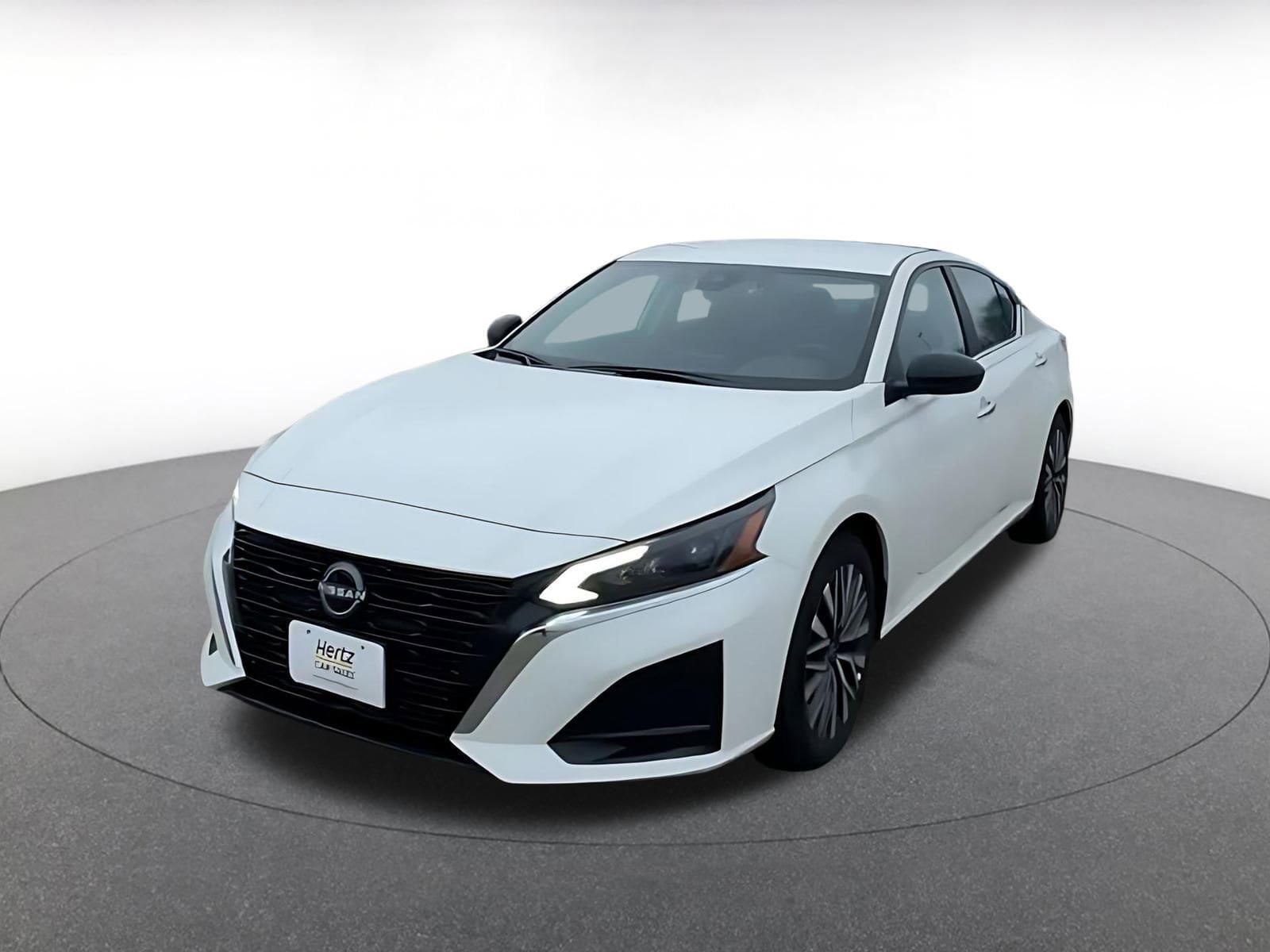 Thumbnail: 2025 Nissan Altima - 7