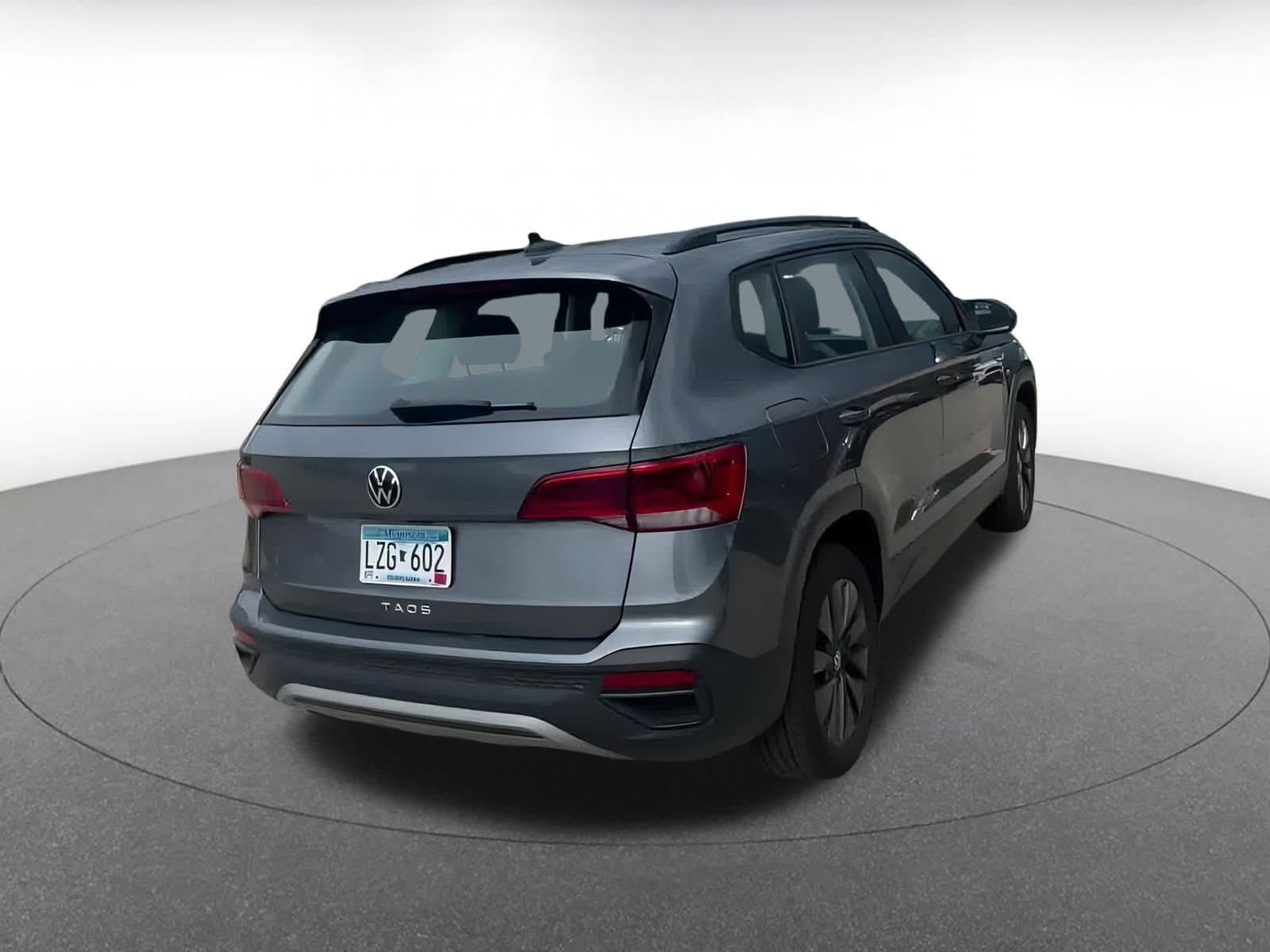 Thumbnail: 2024 Volkswagen Taos - 14