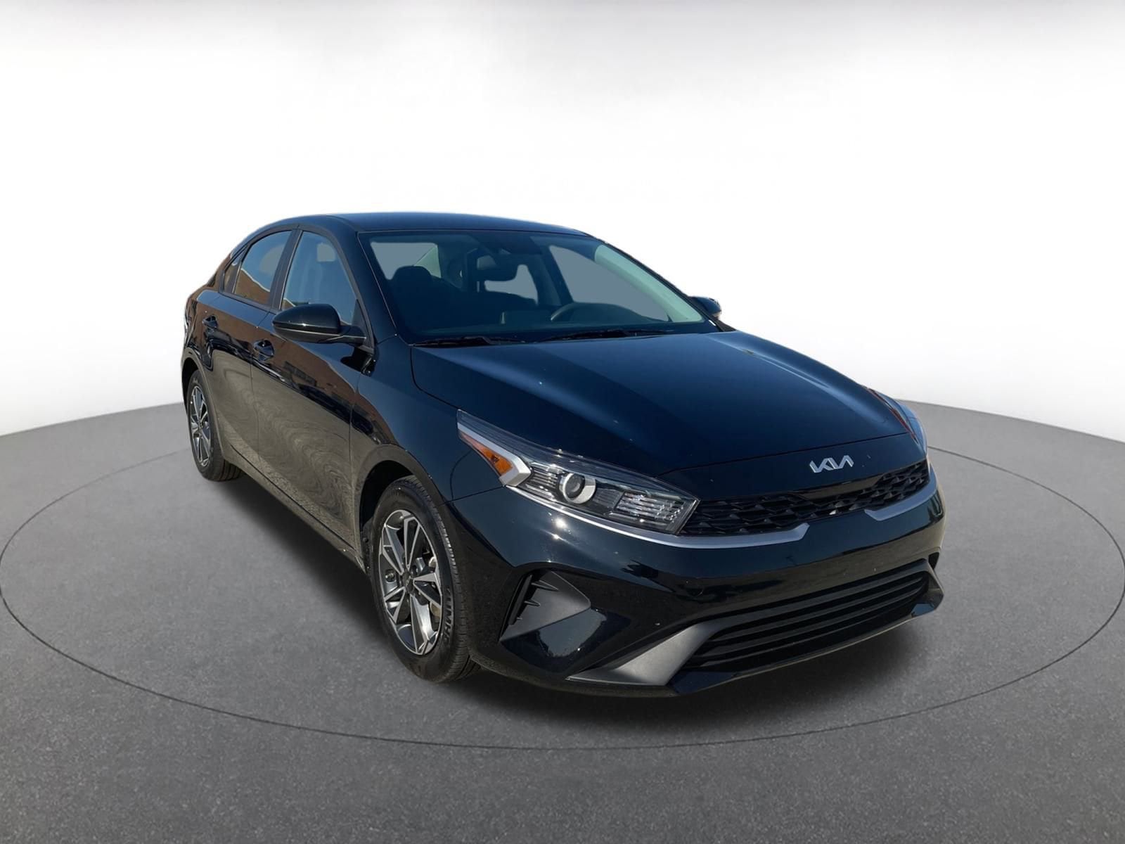 Thumbnail: 2024 Kia Forte - 1