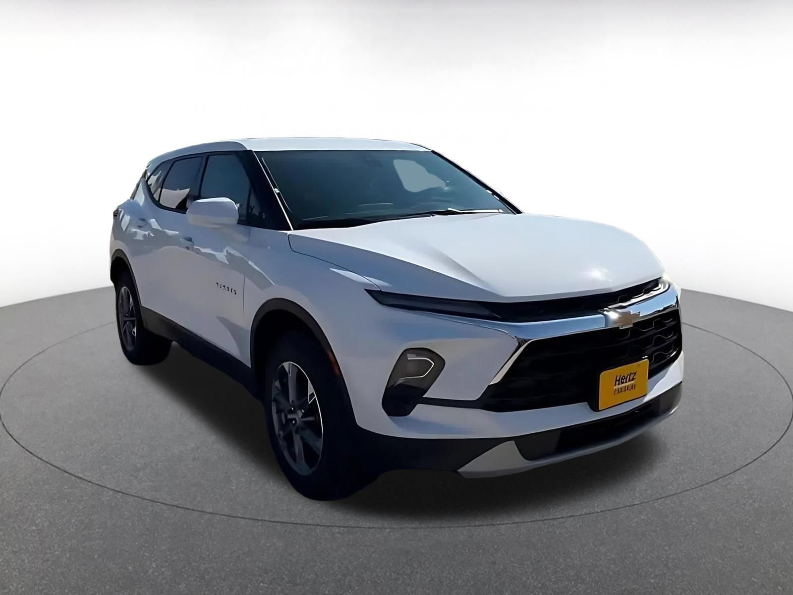 Thumbnail: 2026 Chevrolet Blazer - 3