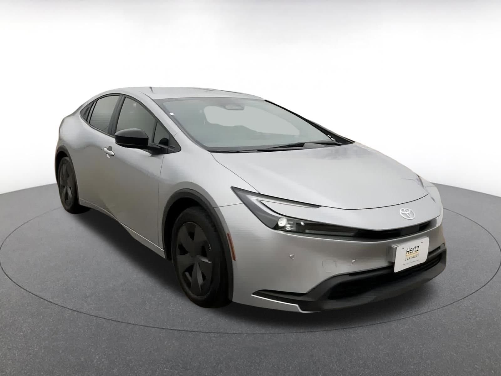 Thumbnail: 2025 Toyota Prius - 3