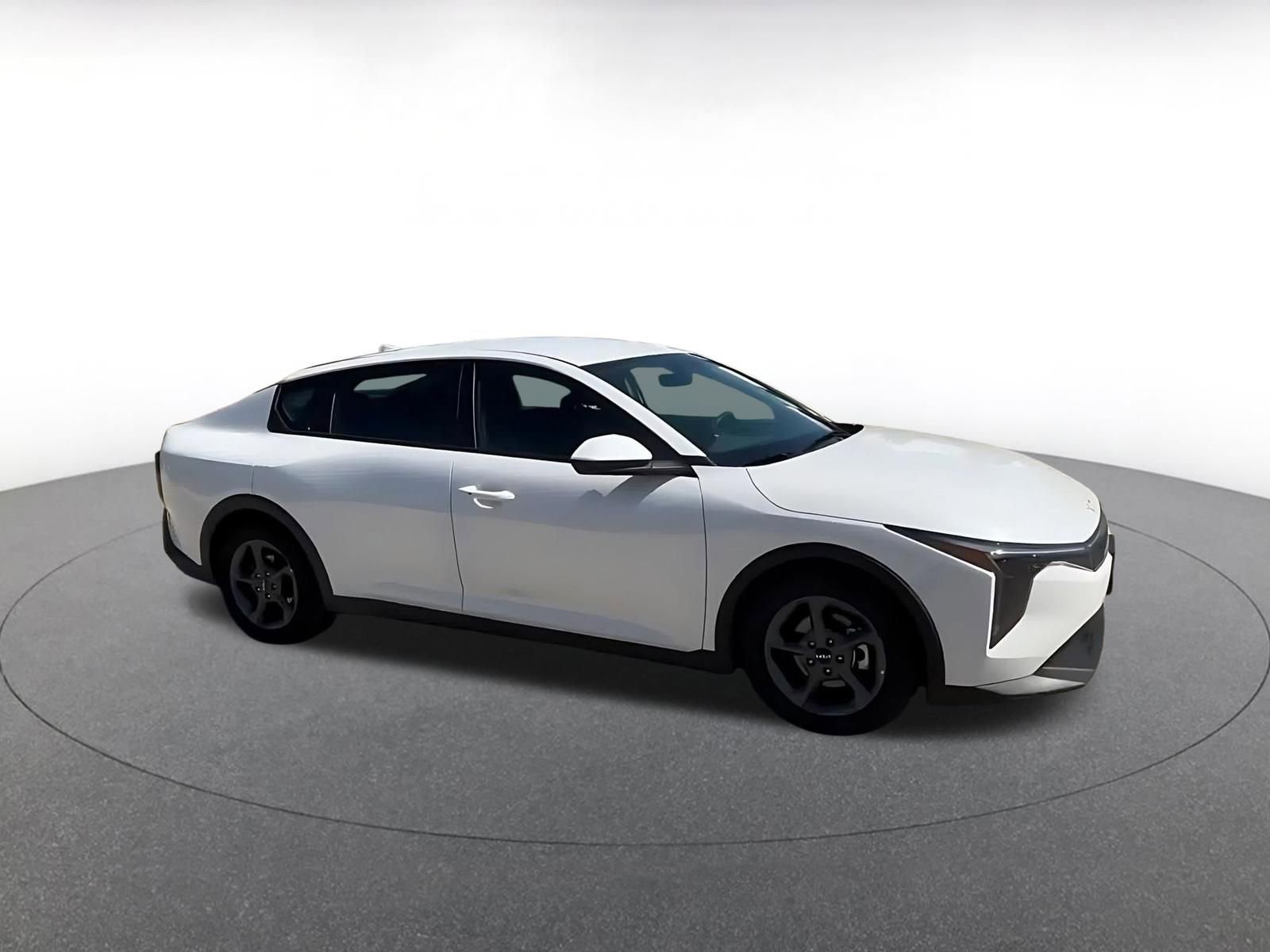 Thumbnail: 2025 Kia K4 - 2