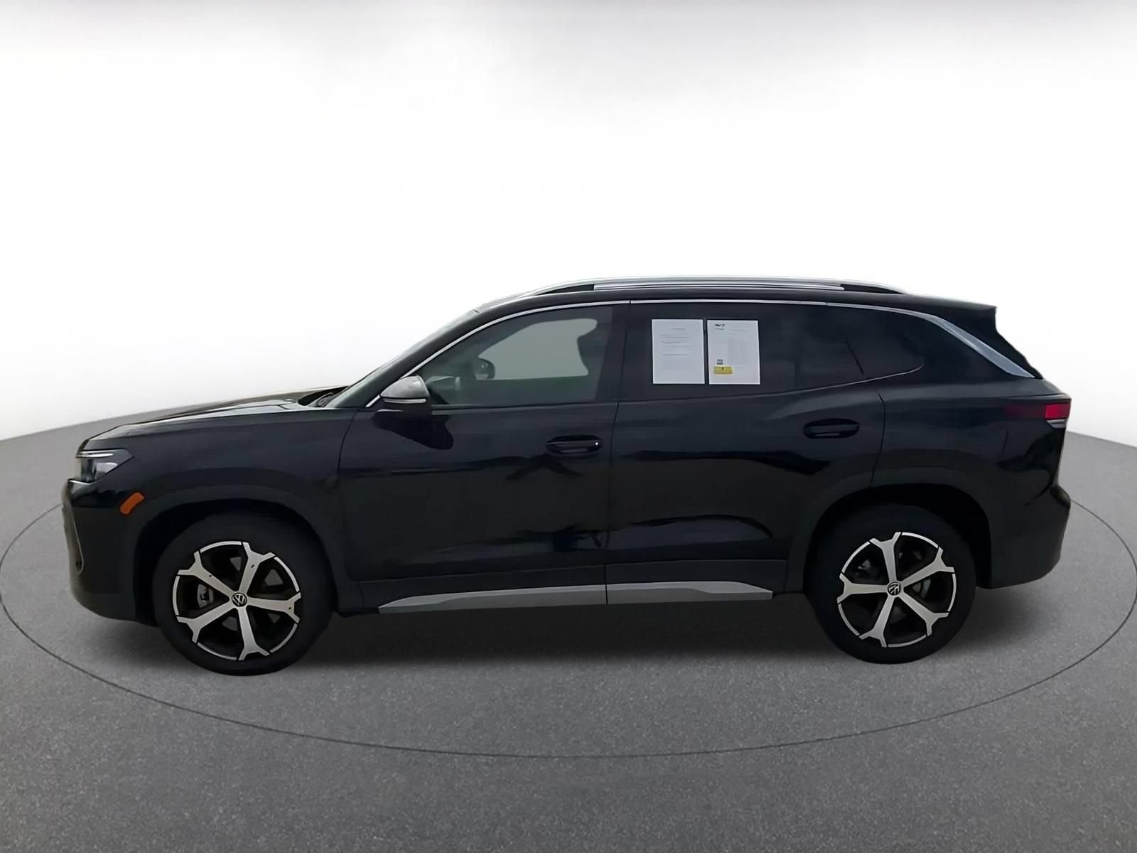 Thumbnail: 2026 Volkswagen Tiguan - 9