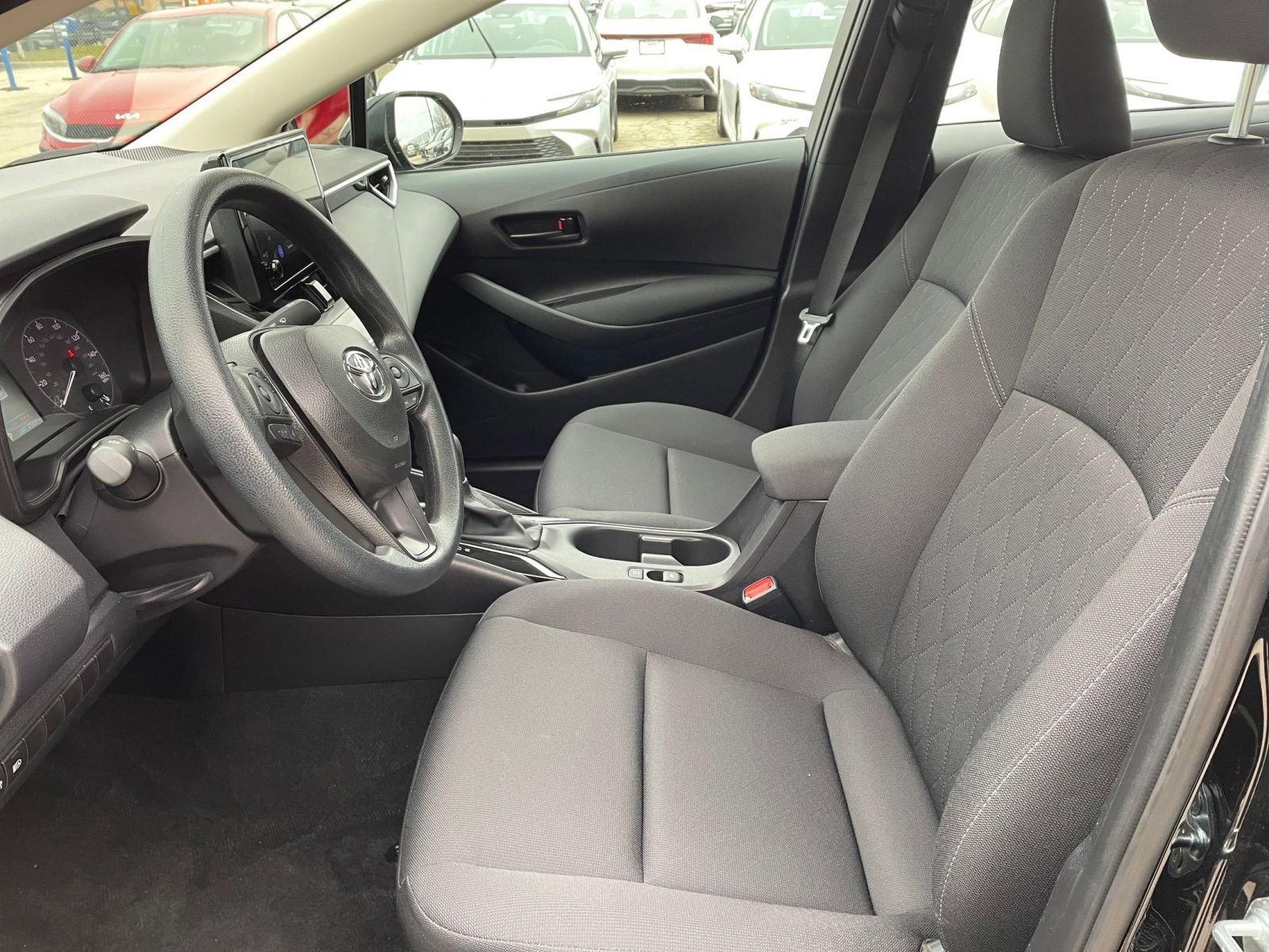 Thumbnail: 2025 Toyota Corolla - 25