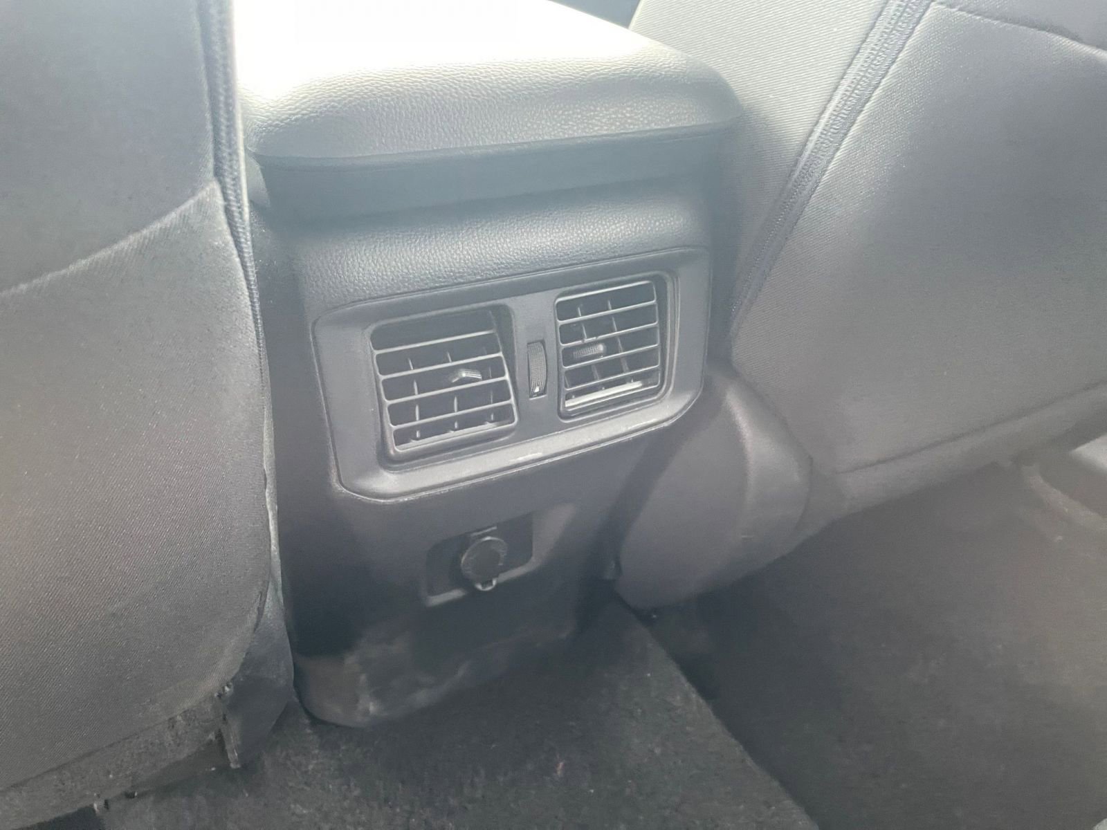 Thumbnail: 2025 Toyota RAV4 - 24