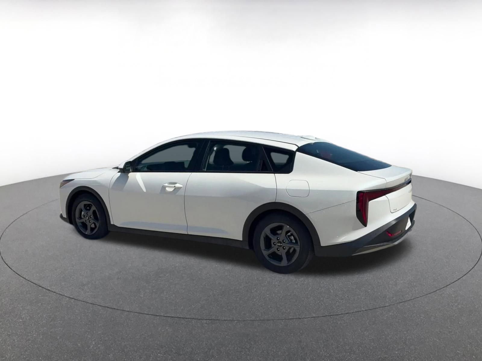 Thumbnail: 2025 Kia K4 - 10