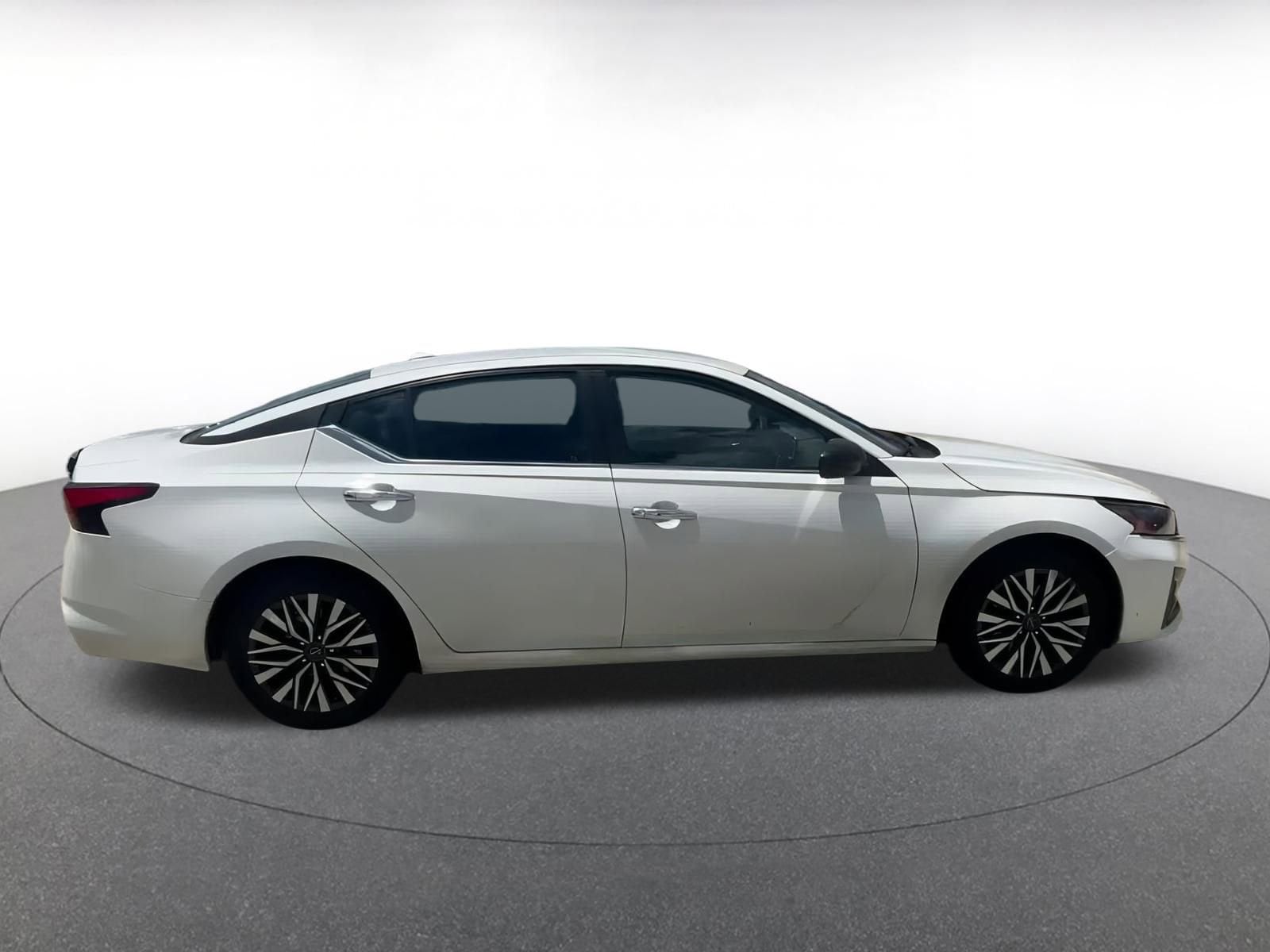 Thumbnail: 2024 Nissan Altima - 15