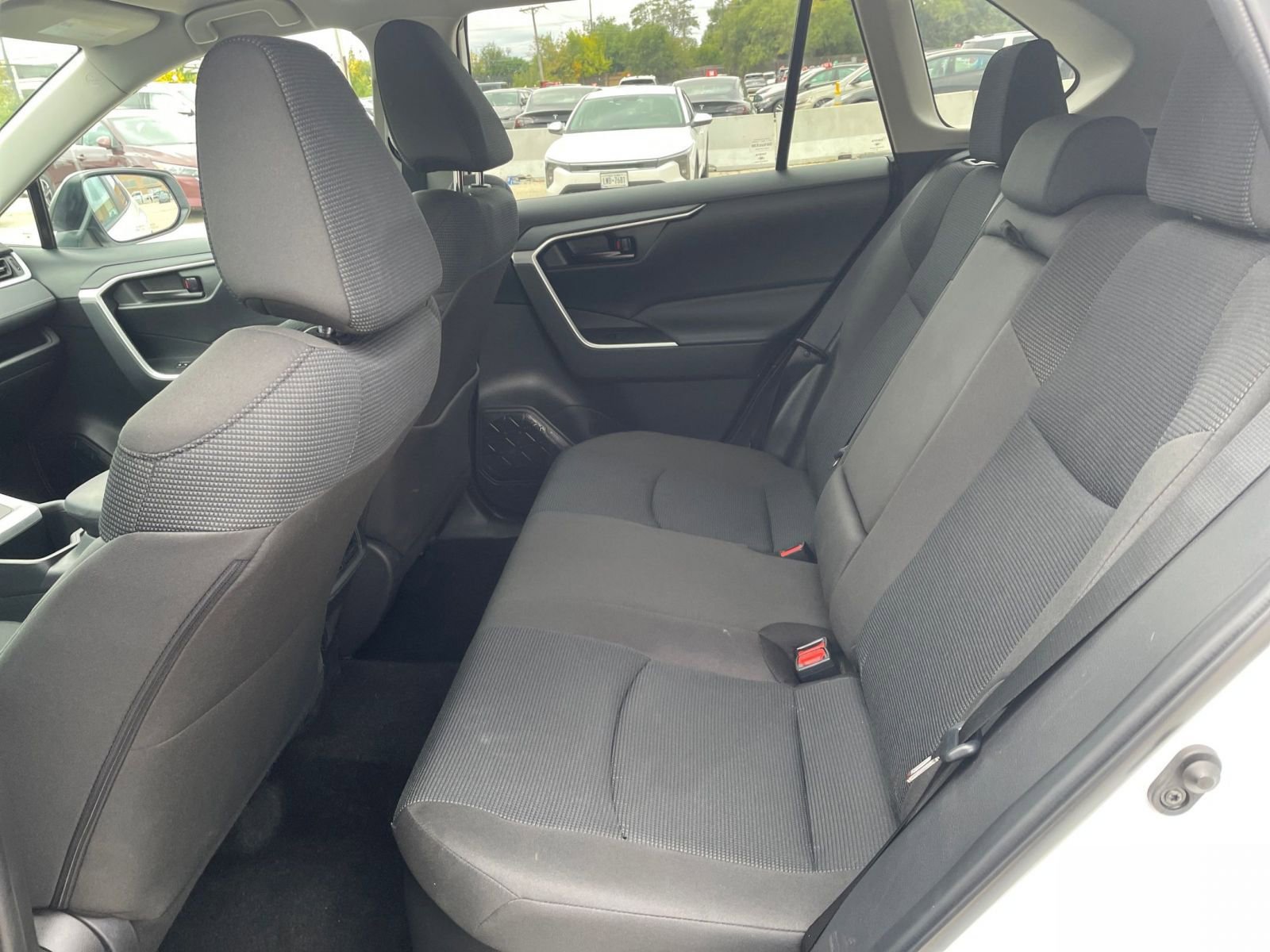 Thumbnail: 2025 Toyota RAV4 - 25