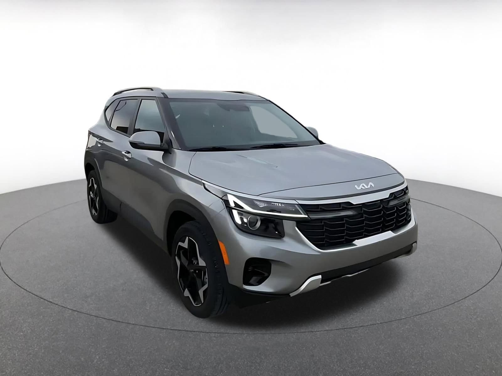 Thumbnail: 2025 Kia Seltos - 3