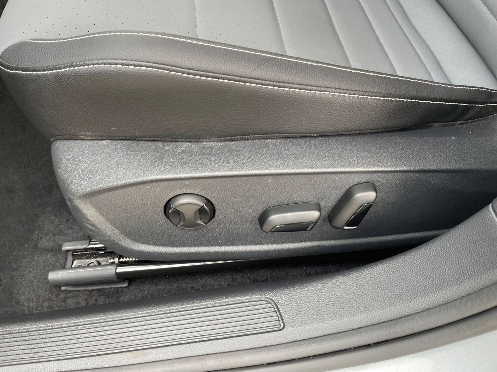 Thumbnail: 2025 Volkswagen Jetta - 22