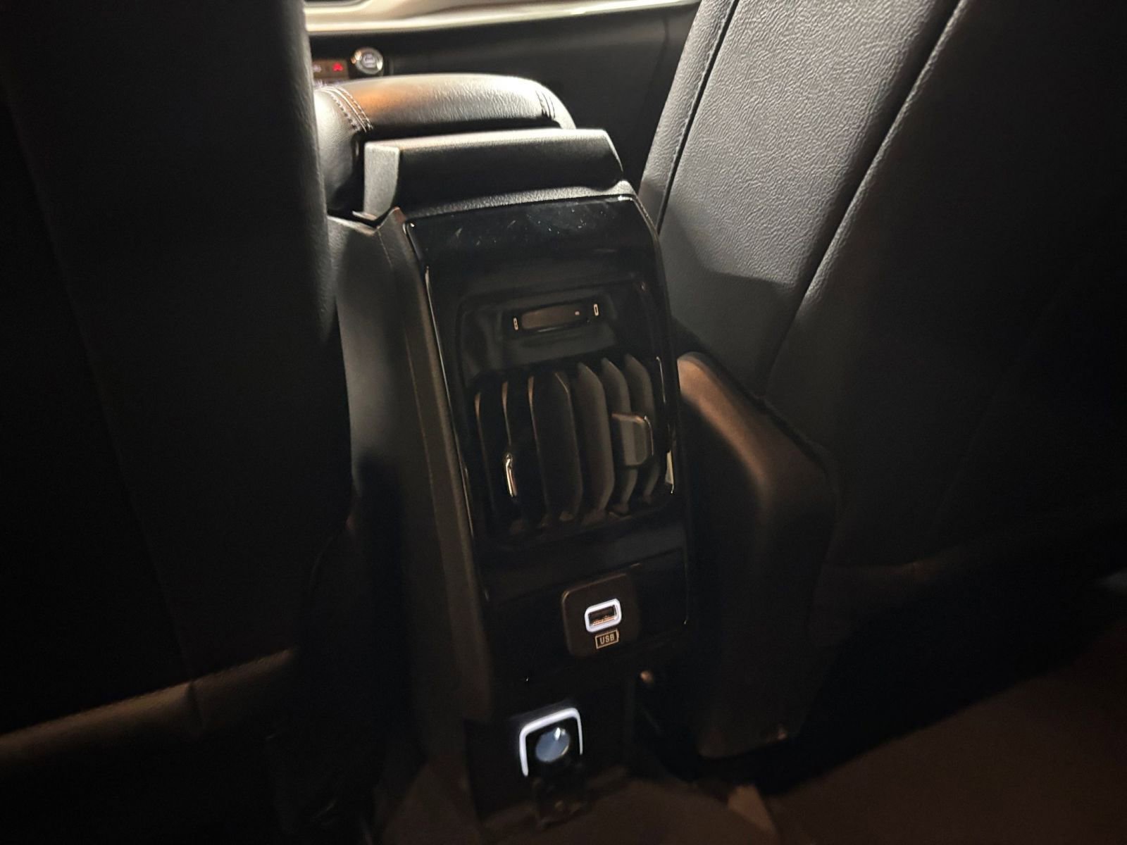 Thumbnail: 2025 Jeep Compass - 23