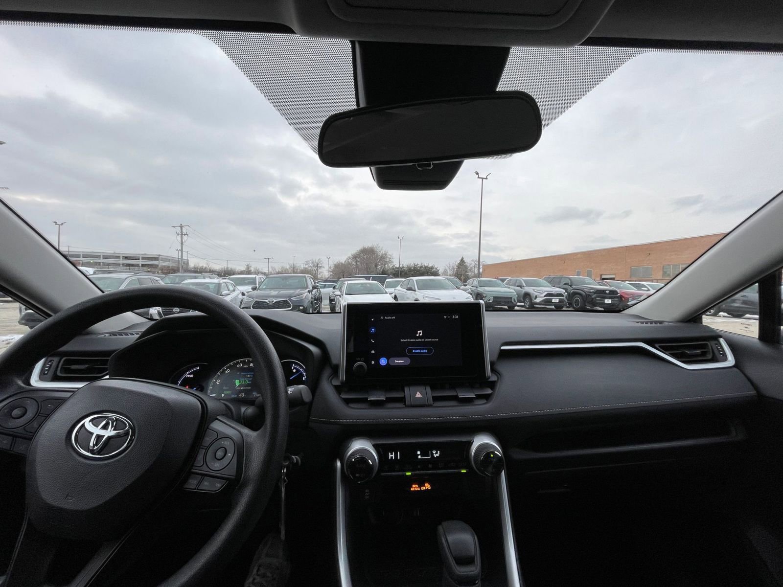 Thumbnail: 2025 Toyota RAV4 - 33