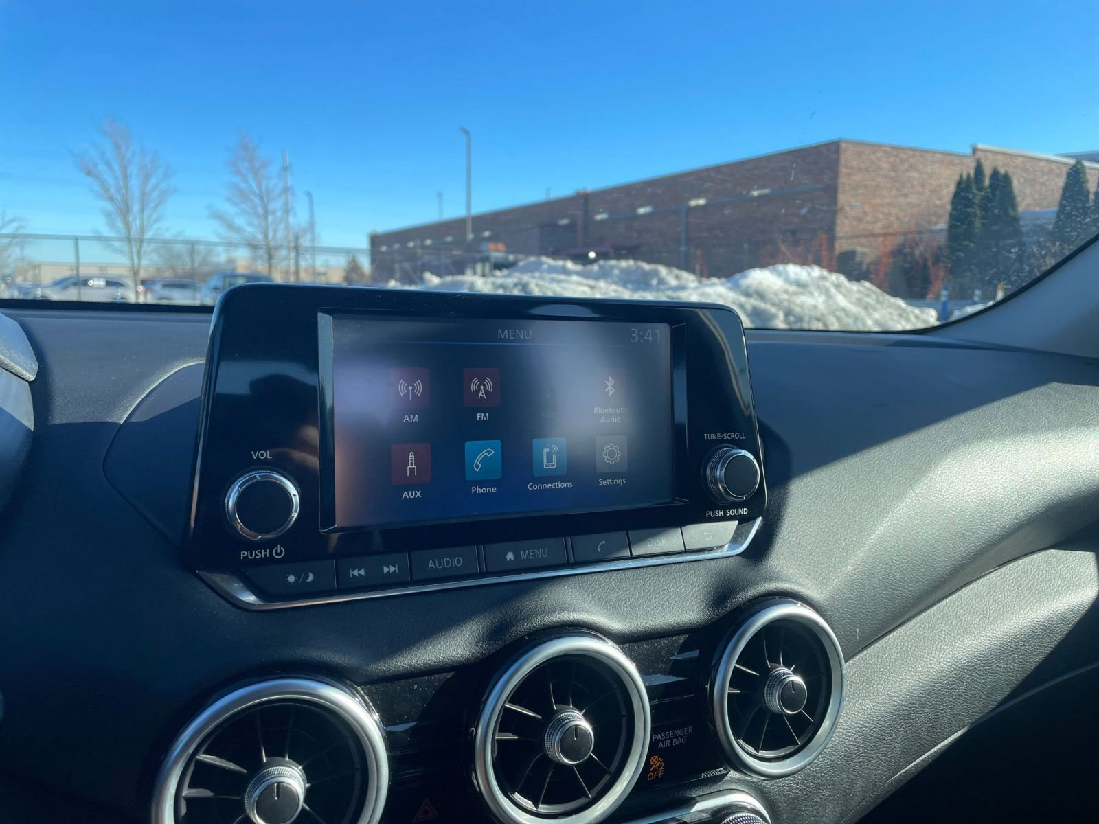 Thumbnail: 2025 Nissan Sentra - 21