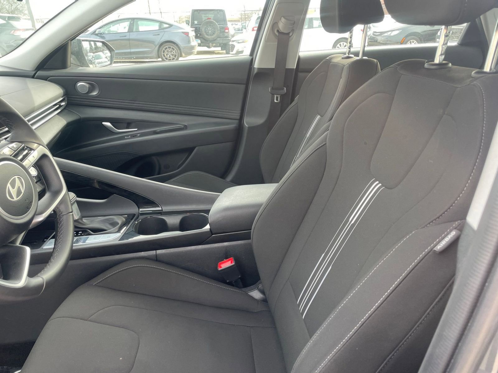 Thumbnail: 2025 Hyundai Elantra - 27