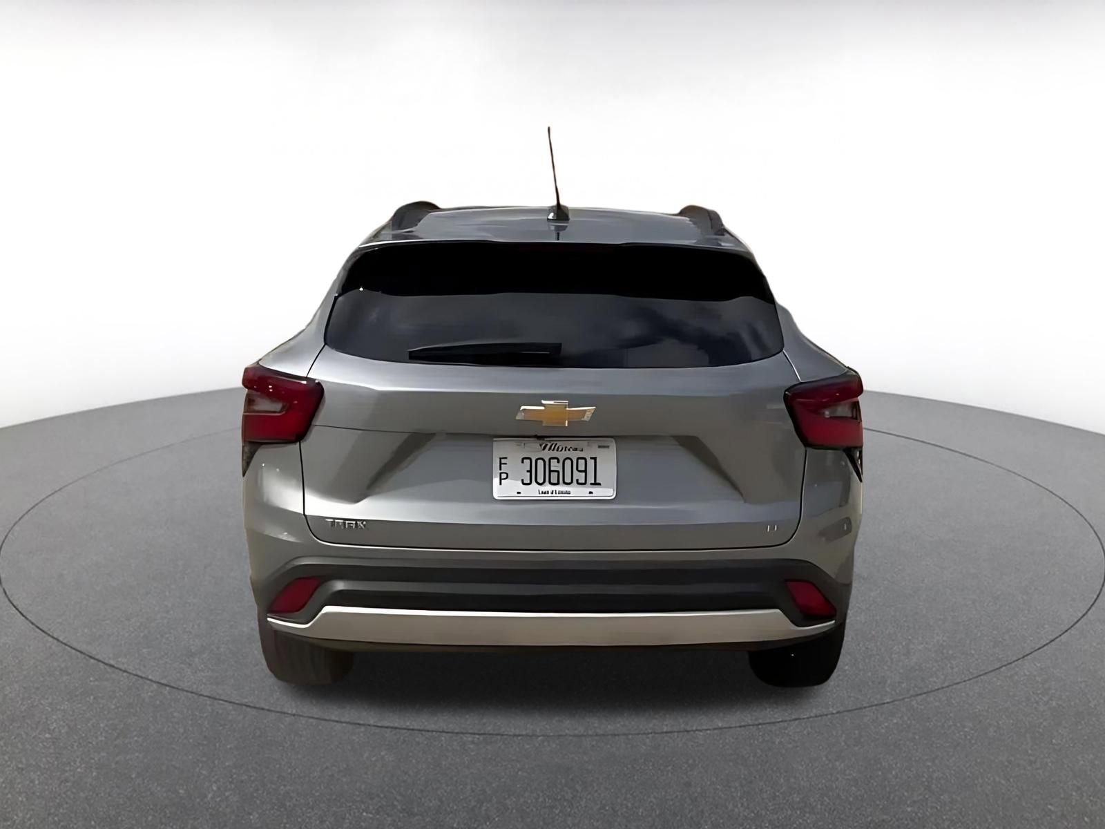 Thumbnail: 2025 Chevrolet Trax - 12