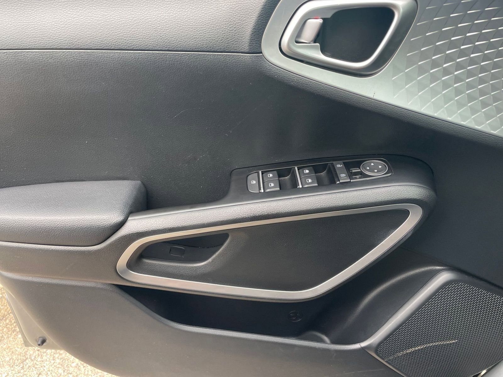 Thumbnail: 2025 Kia Soul - 18