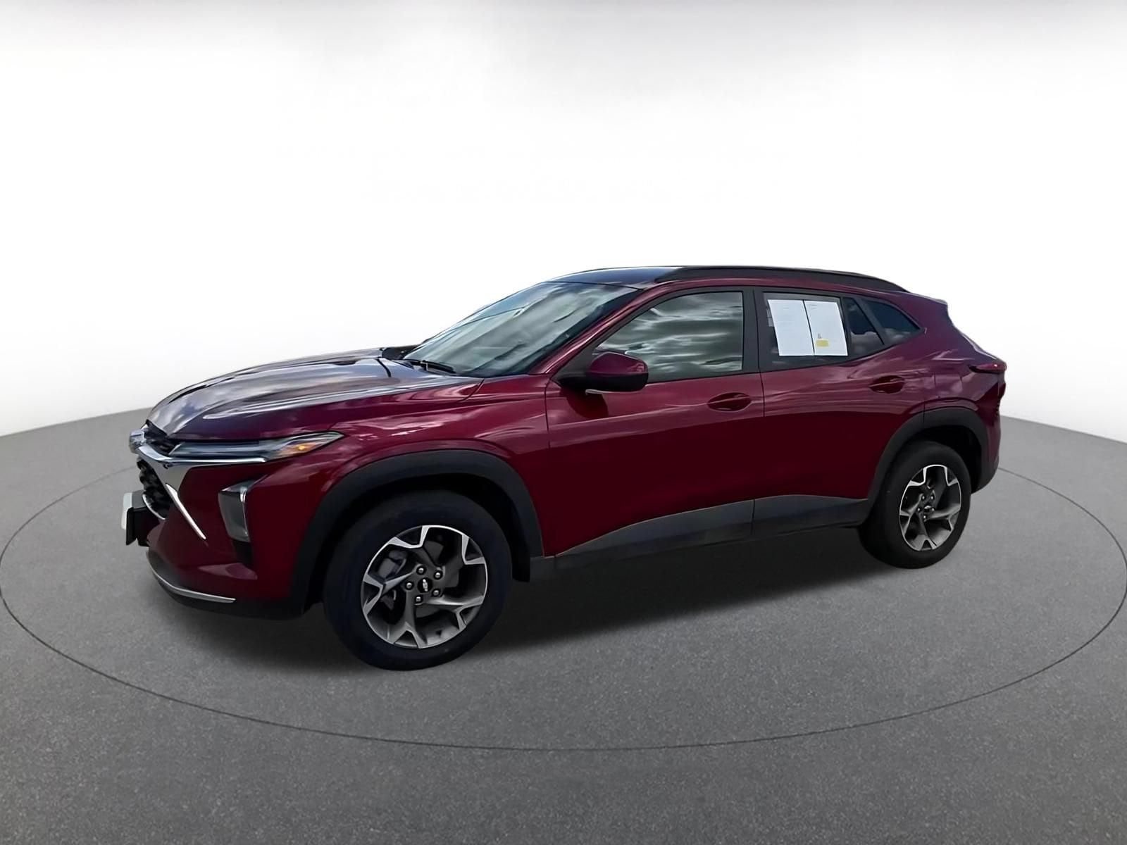 2025 Chevrolet Trax LT - Photo 8