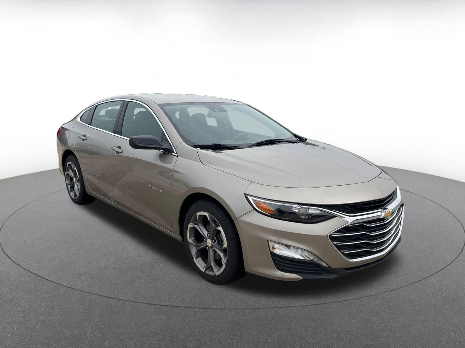 Thumbnail: 2023 Chevrolet Malibu - 1