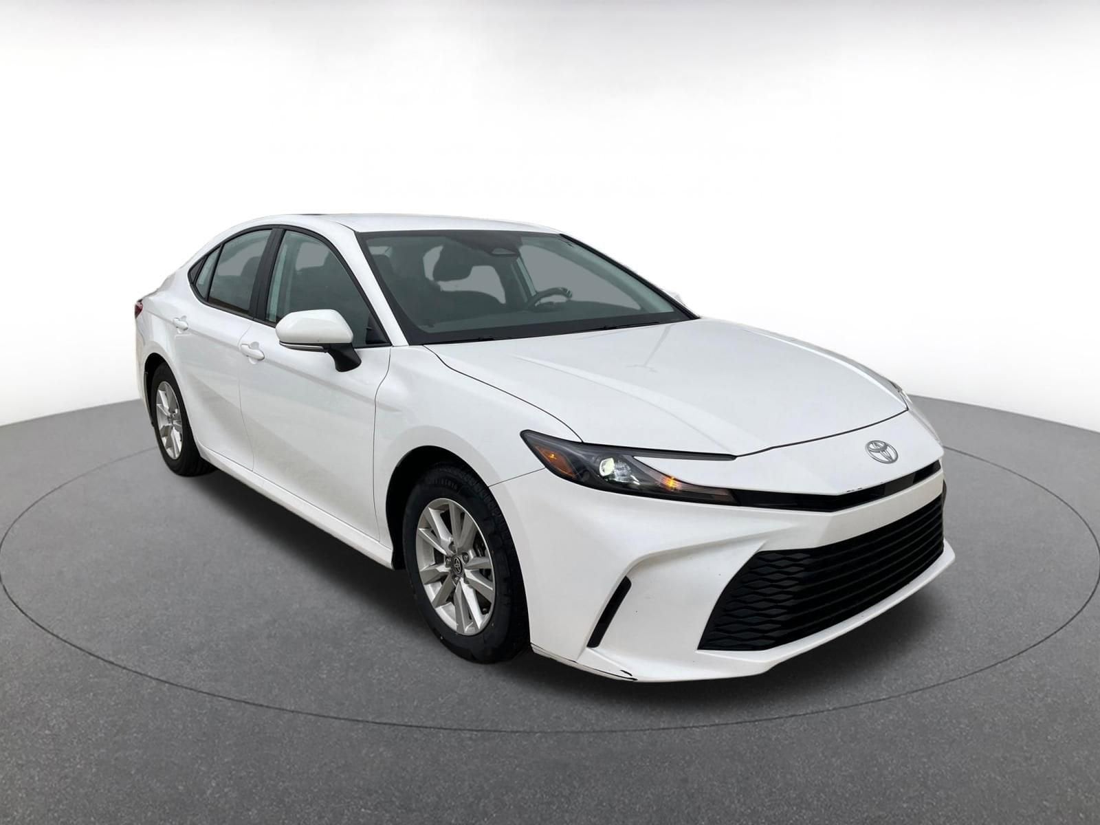 Thumbnail: 2025 Toyota Camry - 1