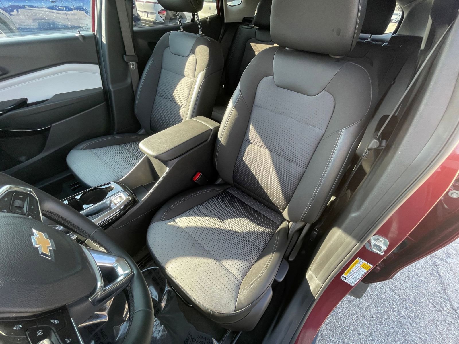 Thumbnail: 2025 Chevrolet Trax - 35