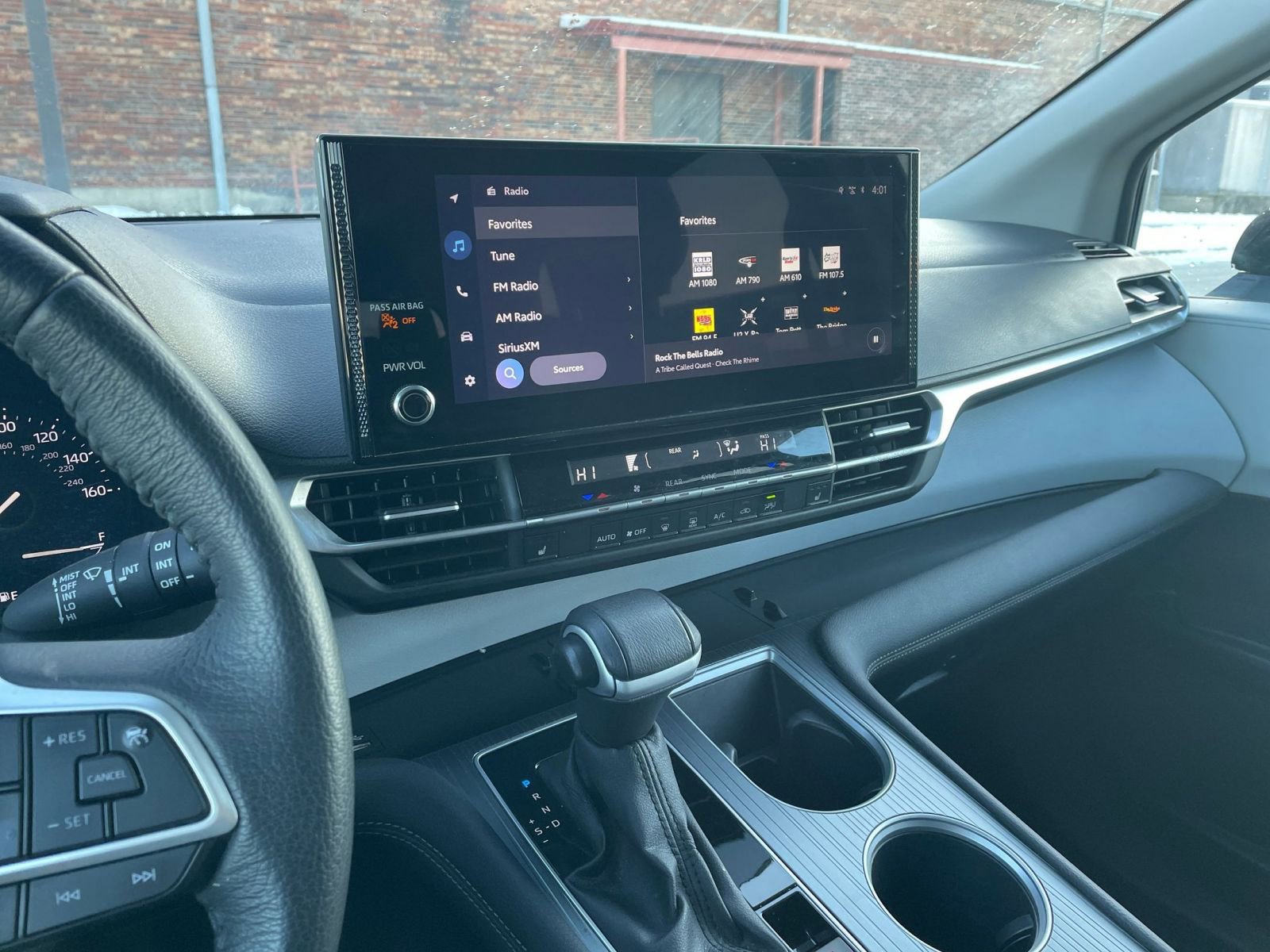 Thumbnail: 2025 Toyota Sienna - 20