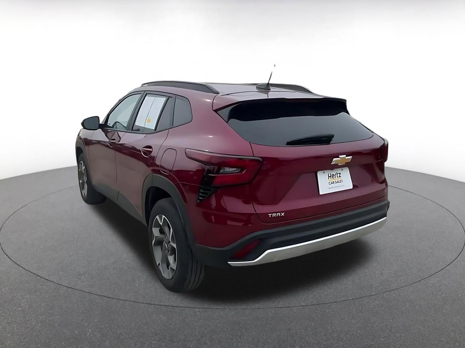 Thumbnail: 2025 Chevrolet Trax - 11