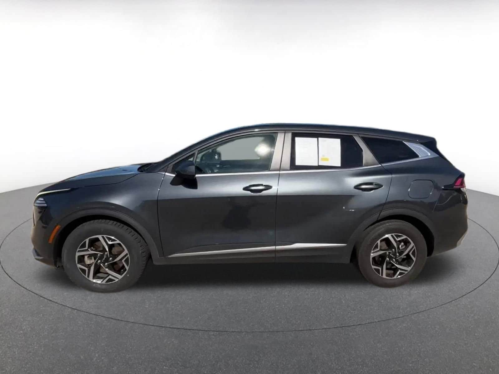Thumbnail: 2024 Kia Sportage - 9