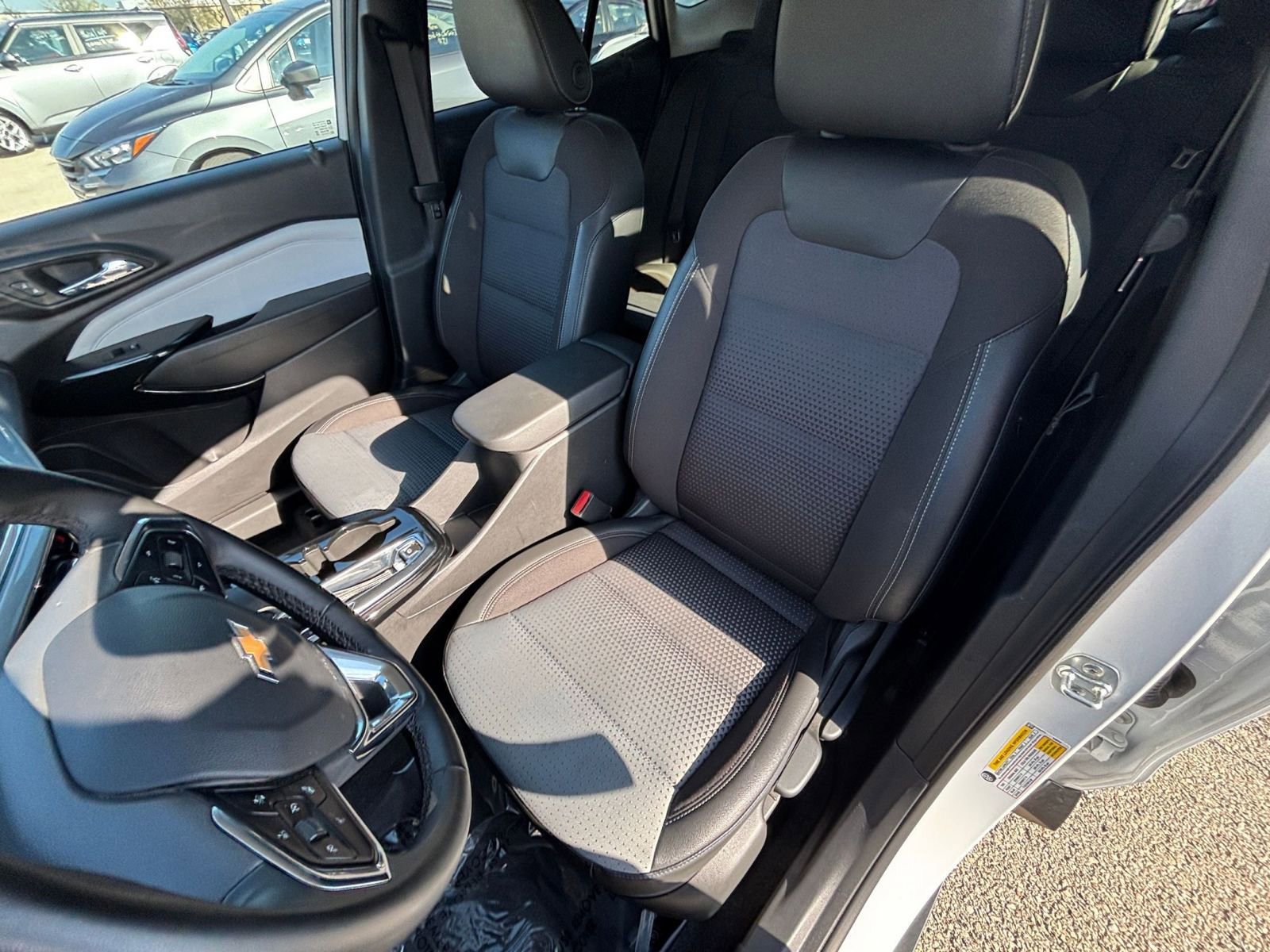 Thumbnail: 2025 Chevrolet Trax - 35