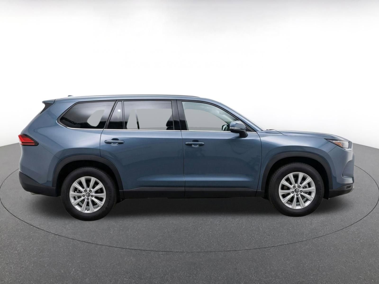 Thumbnail: 2025 Toyota Grand Highlander - 10