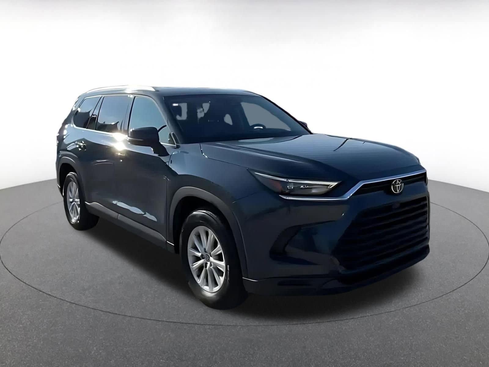 Thumbnail: 2025 Toyota Grand Highlander - 3