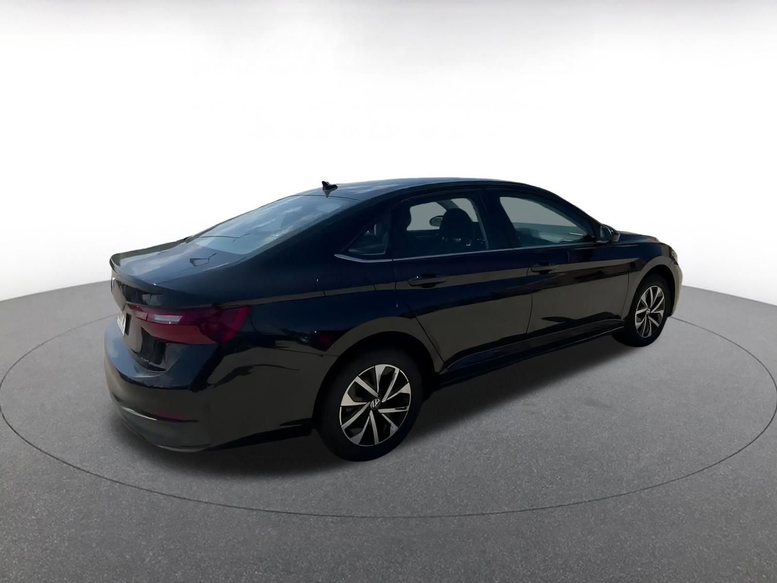 Thumbnail: 2024 Volkswagen Jetta - 15