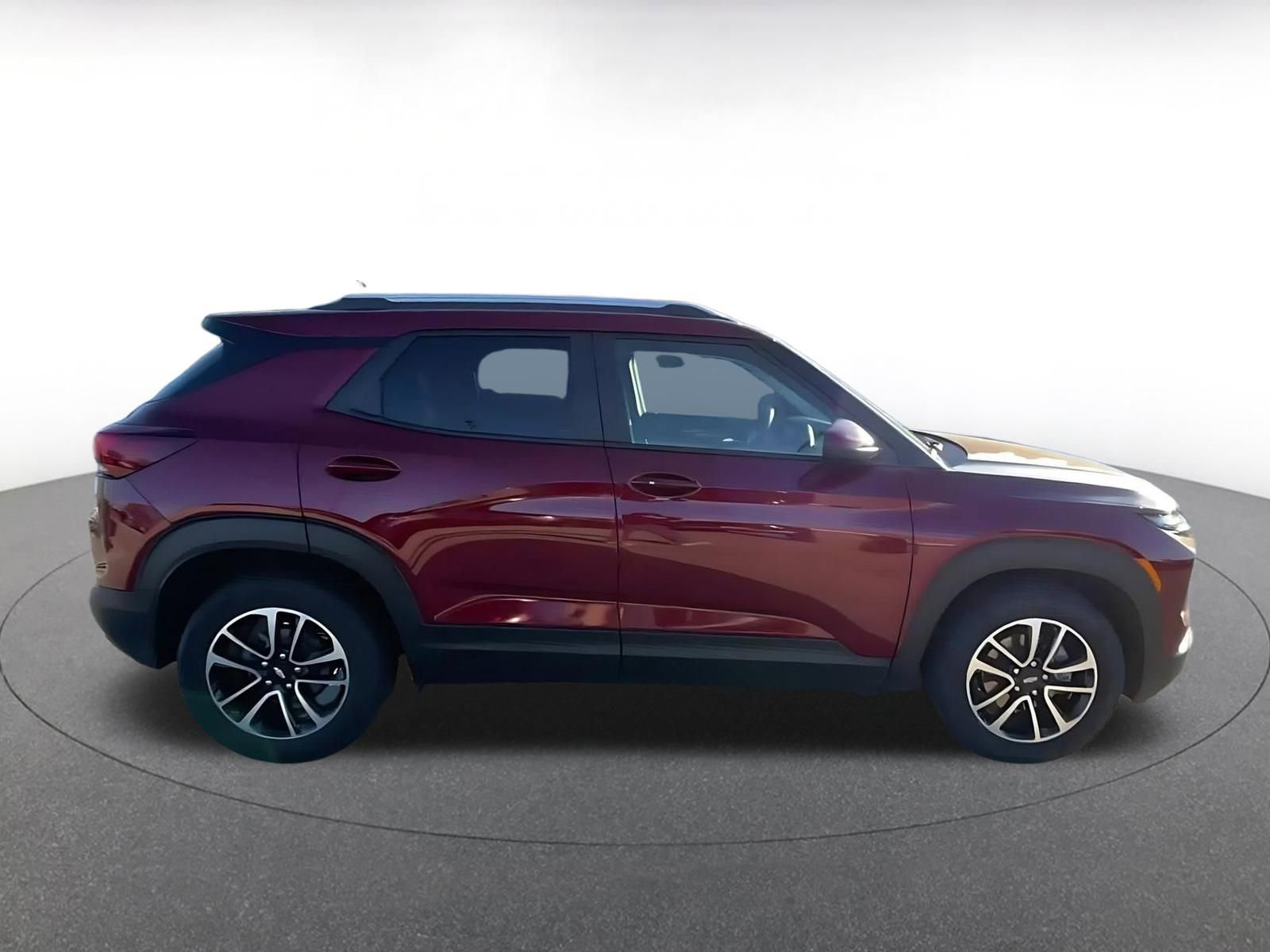 Thumbnail: 2025 Chevrolet TrailBlazer - 16