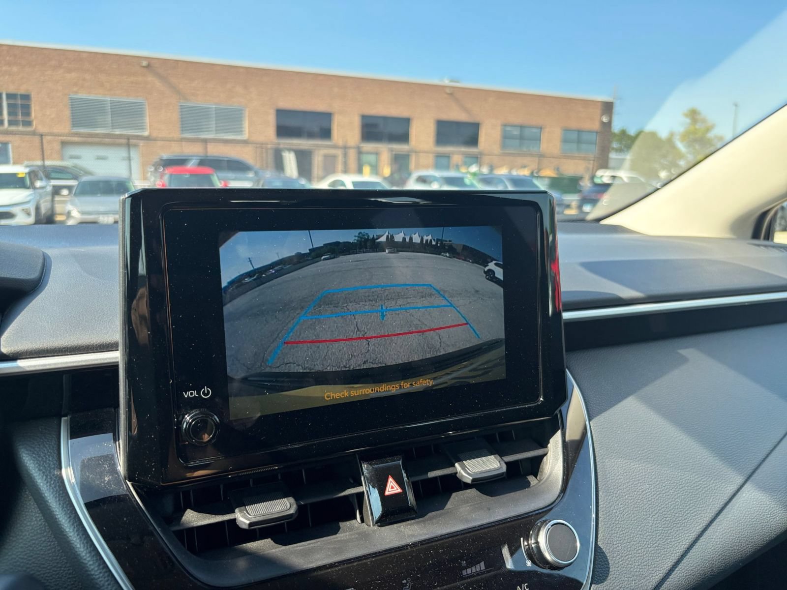 Thumbnail: 2025 Toyota Corolla - 22
