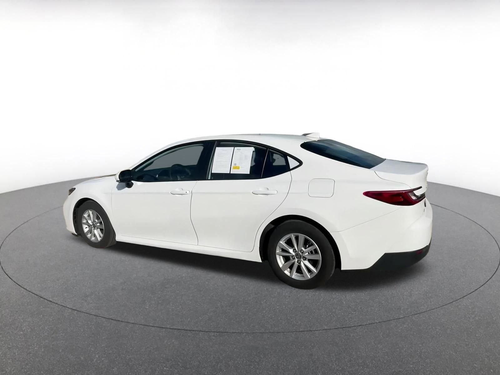 Thumbnail: 2025 Toyota Camry - 10