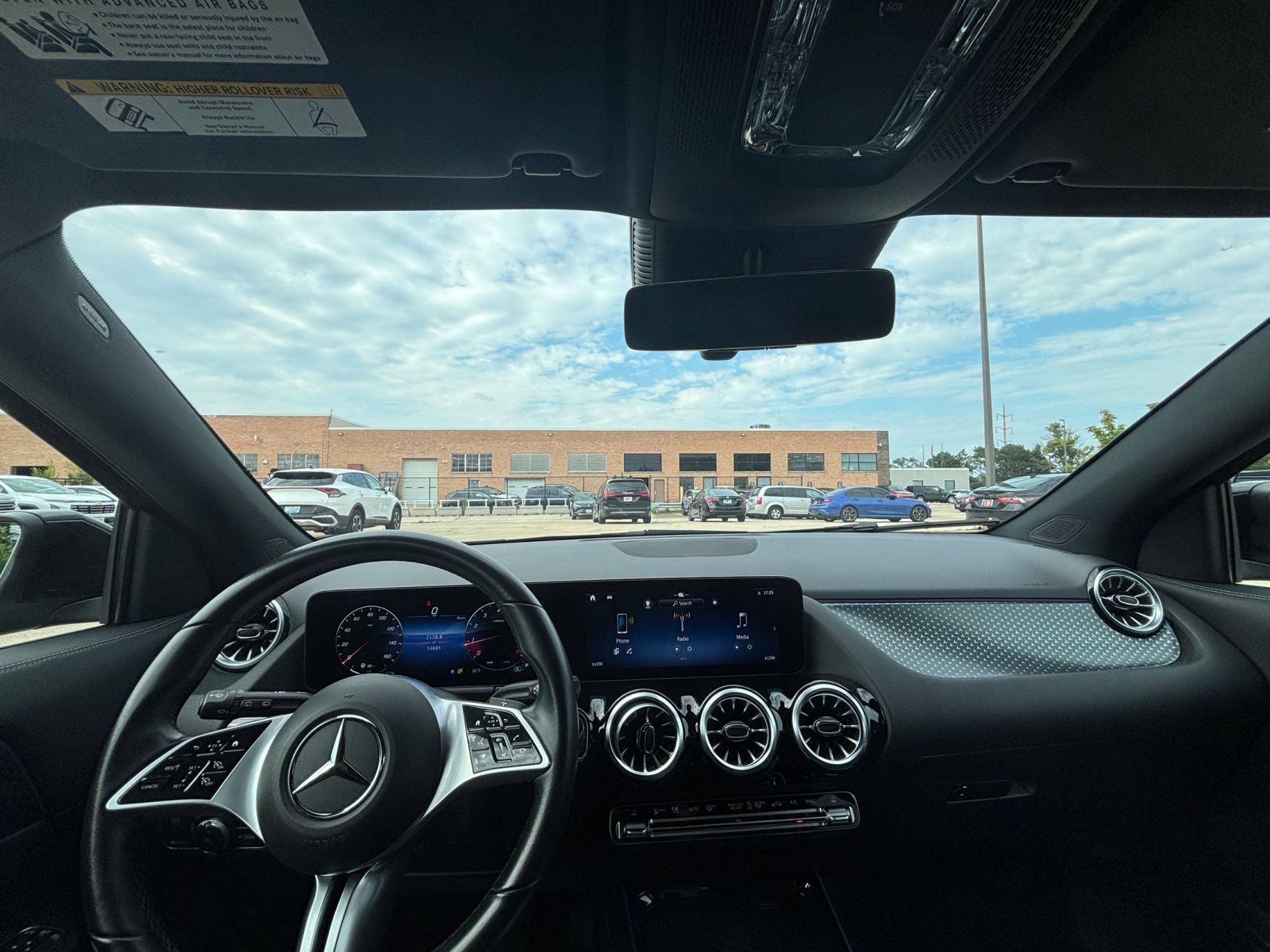 Thumbnail: 2025 Mercedes-Benz GLA - 34