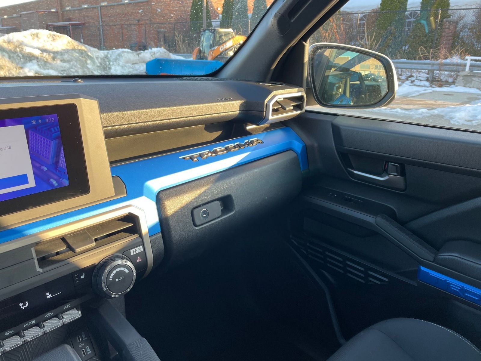 Thumbnail: 2025 Toyota Tacoma - 34