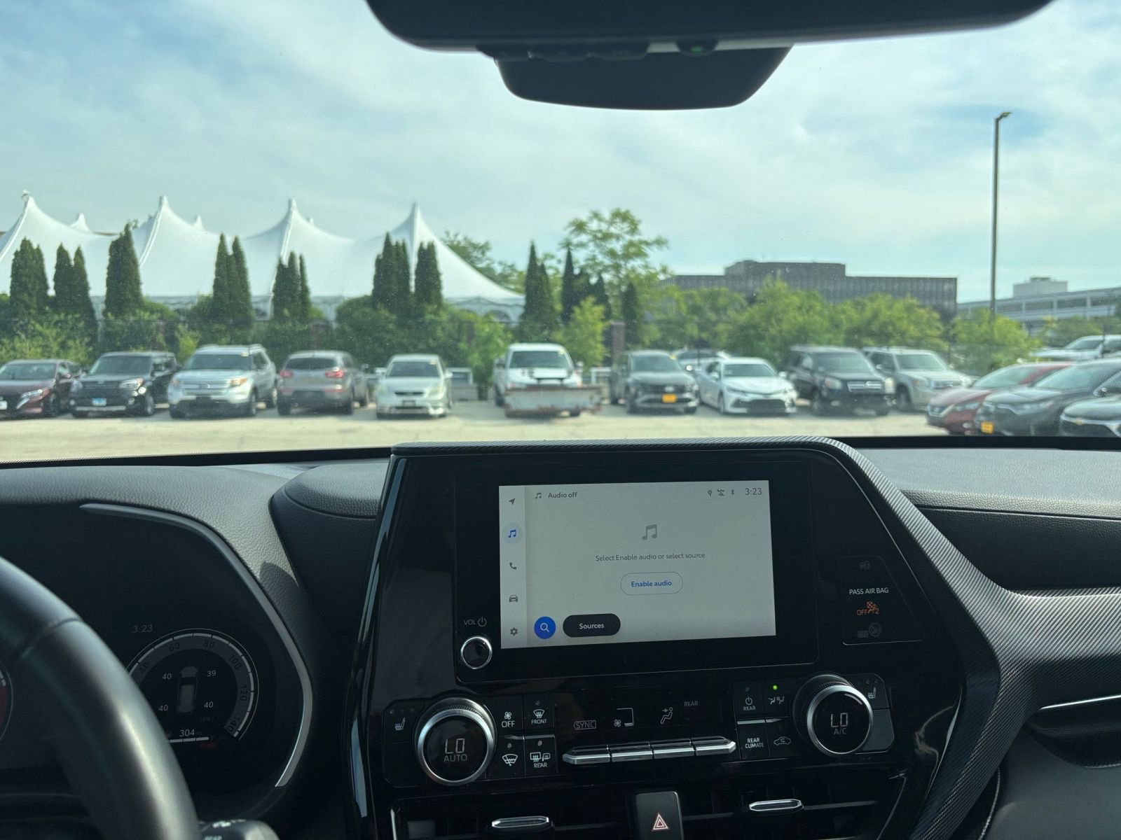 Thumbnail: 2025 Toyota Highlander - 17