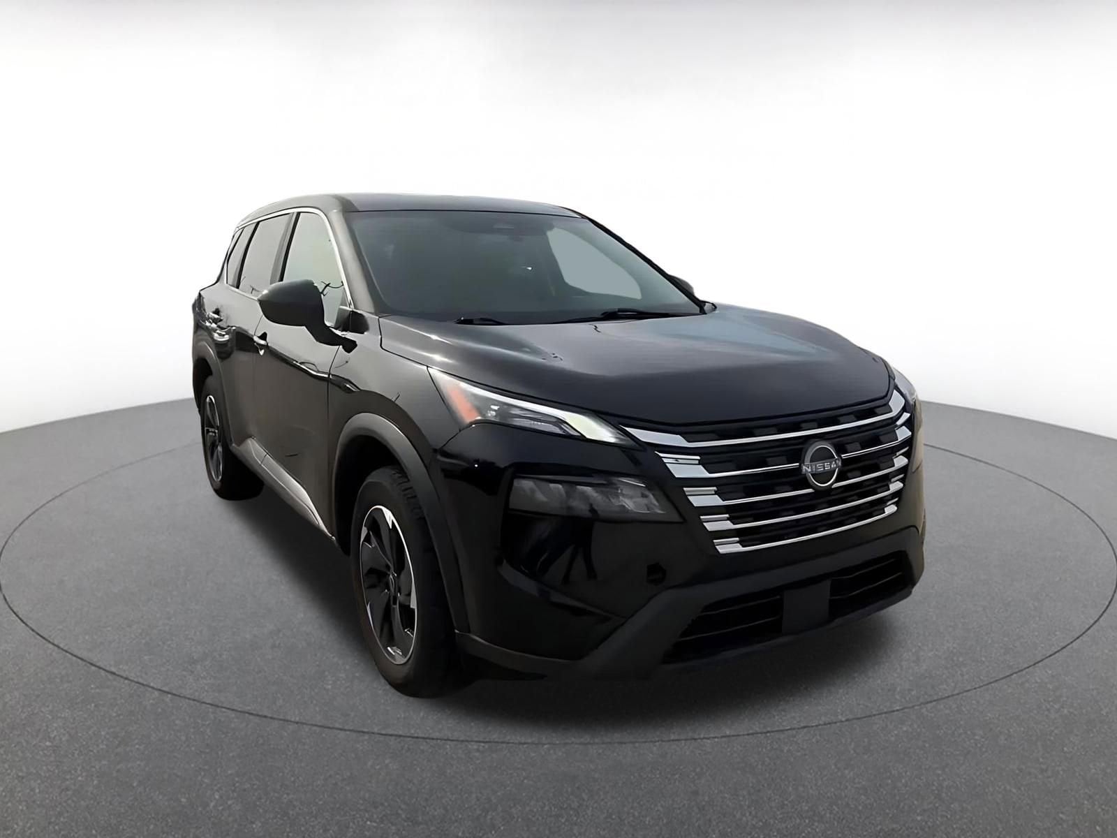 Thumbnail: 2025 Nissan Rogue - 3
