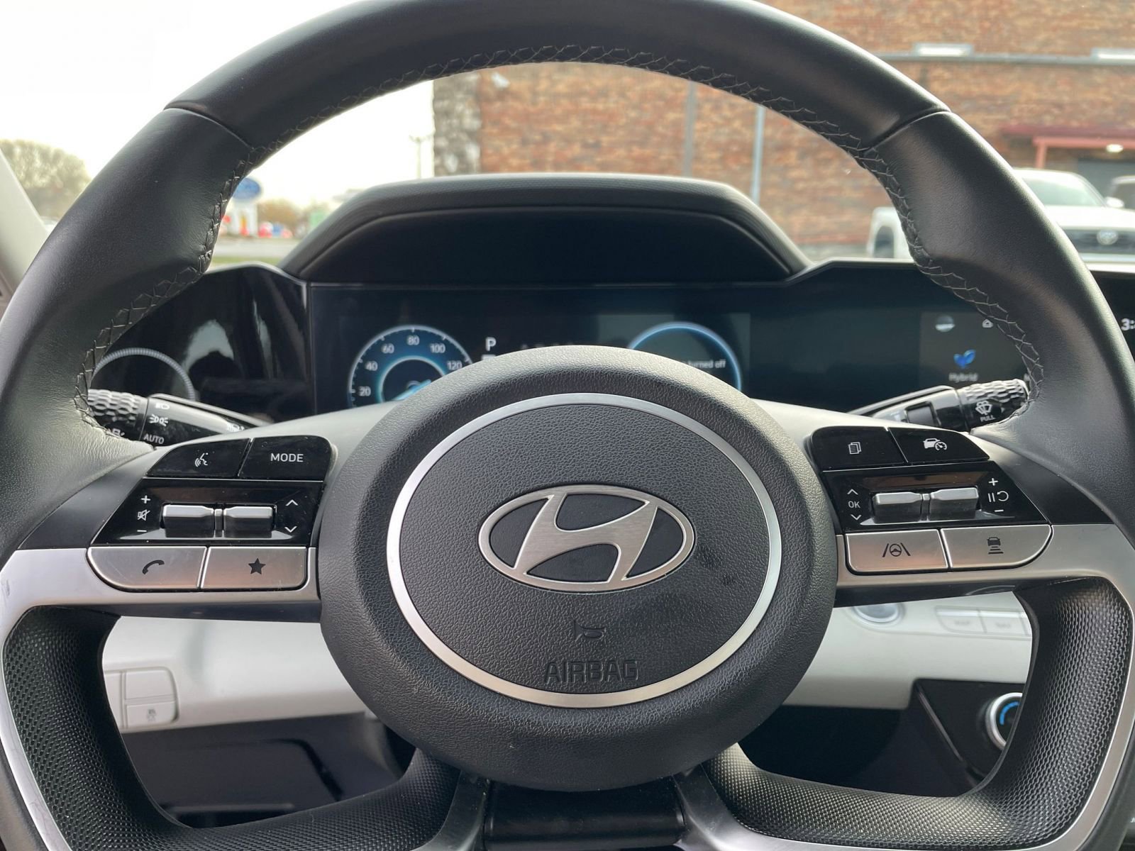 Thumbnail: 2025 Hyundai Elantra - 27