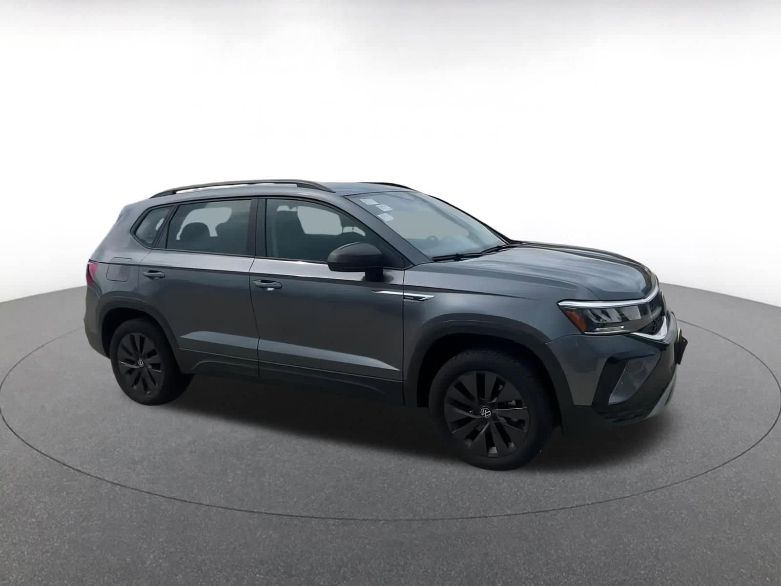 Thumbnail: 2024 Volkswagen Taos - 2