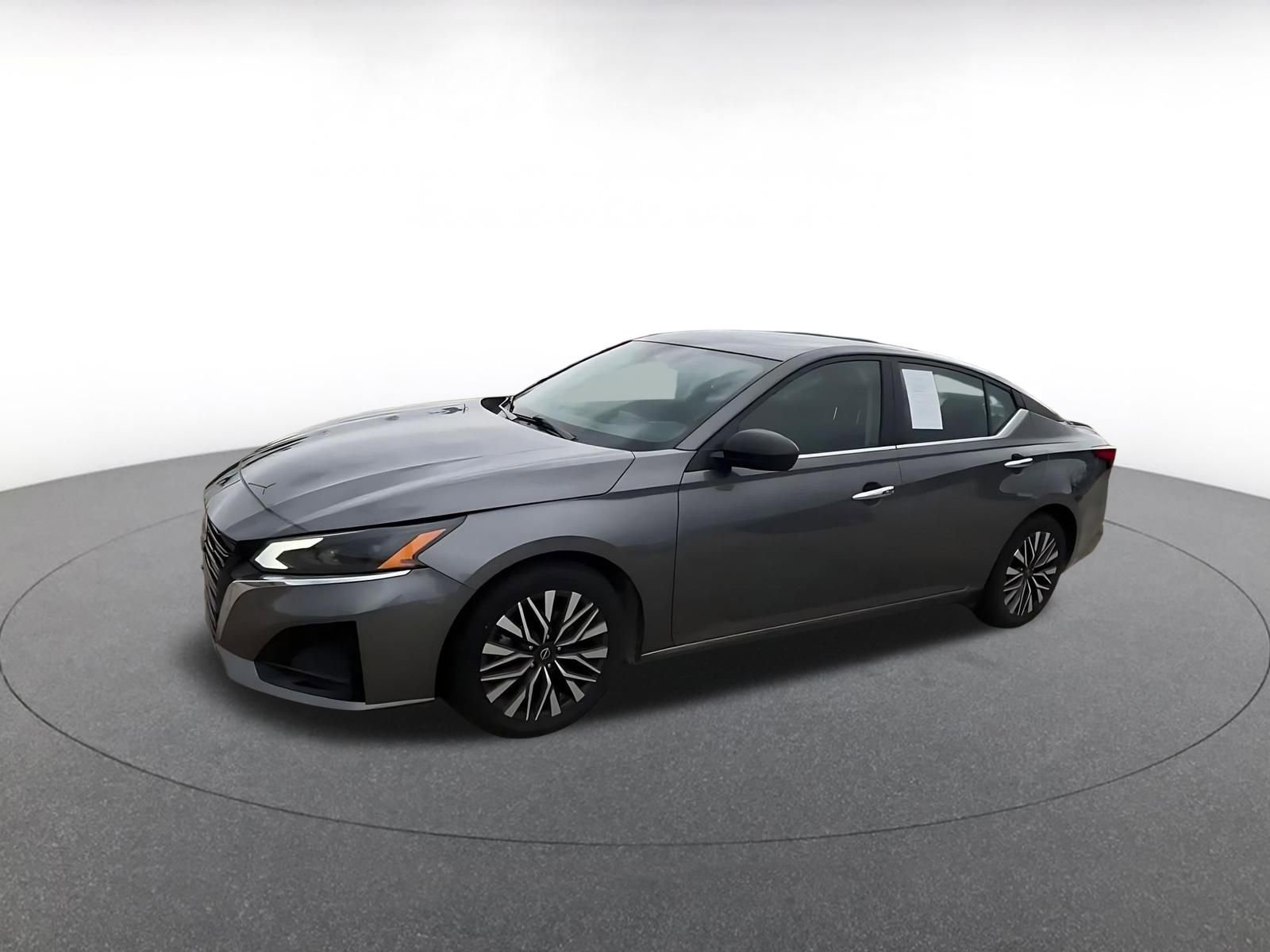 Thumbnail: 2025 Nissan Altima - 8